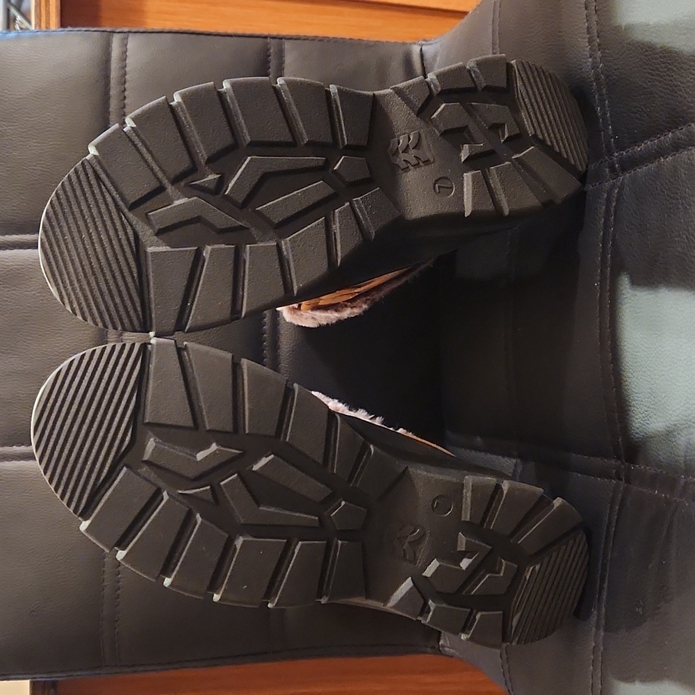 (NWOT) Women All IN MOTION Winter boots - Picture 5 of 9